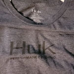 Huk Fishing T shirt XXL